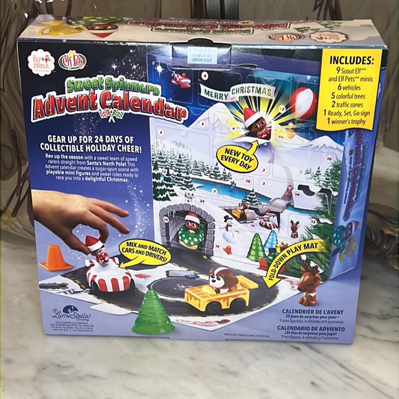 Elf on the Shelf Advent Calendar - Picture 6 of 6